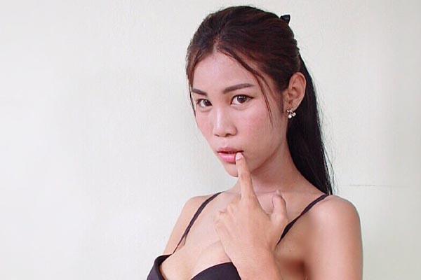Strict ladyboy for sex text chat on whatapps